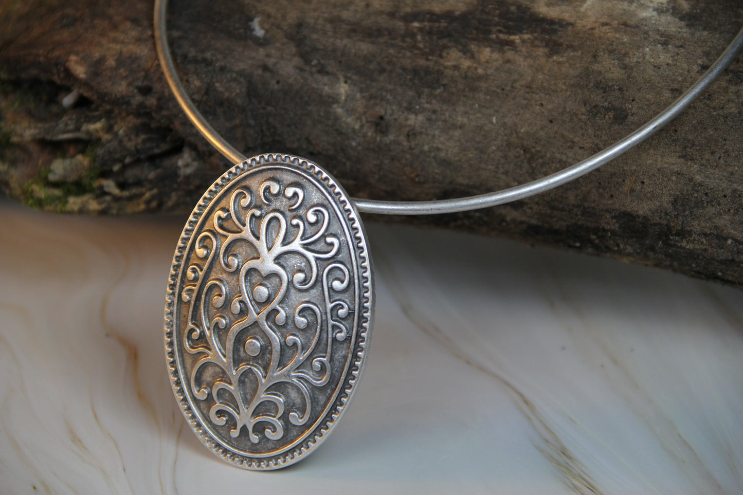 Unique Western Boho Metal Pendant Necklace – Bold Statement Jewelry for Everyday or Special Occasions