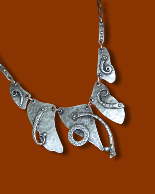 “Modern Geometric Abstract Statement Necklace – Boho Chic Jewelry for Women, Unique Night Out Accessory