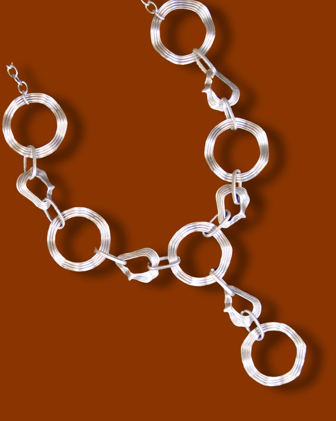 Chic Silver Statement Jewelry – Long Chain Necklace with Large Round Design