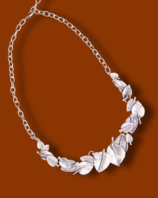 Bohemian Leaf Statement Necklace – Minimalist Collar Style Handmade Jewelry Gift