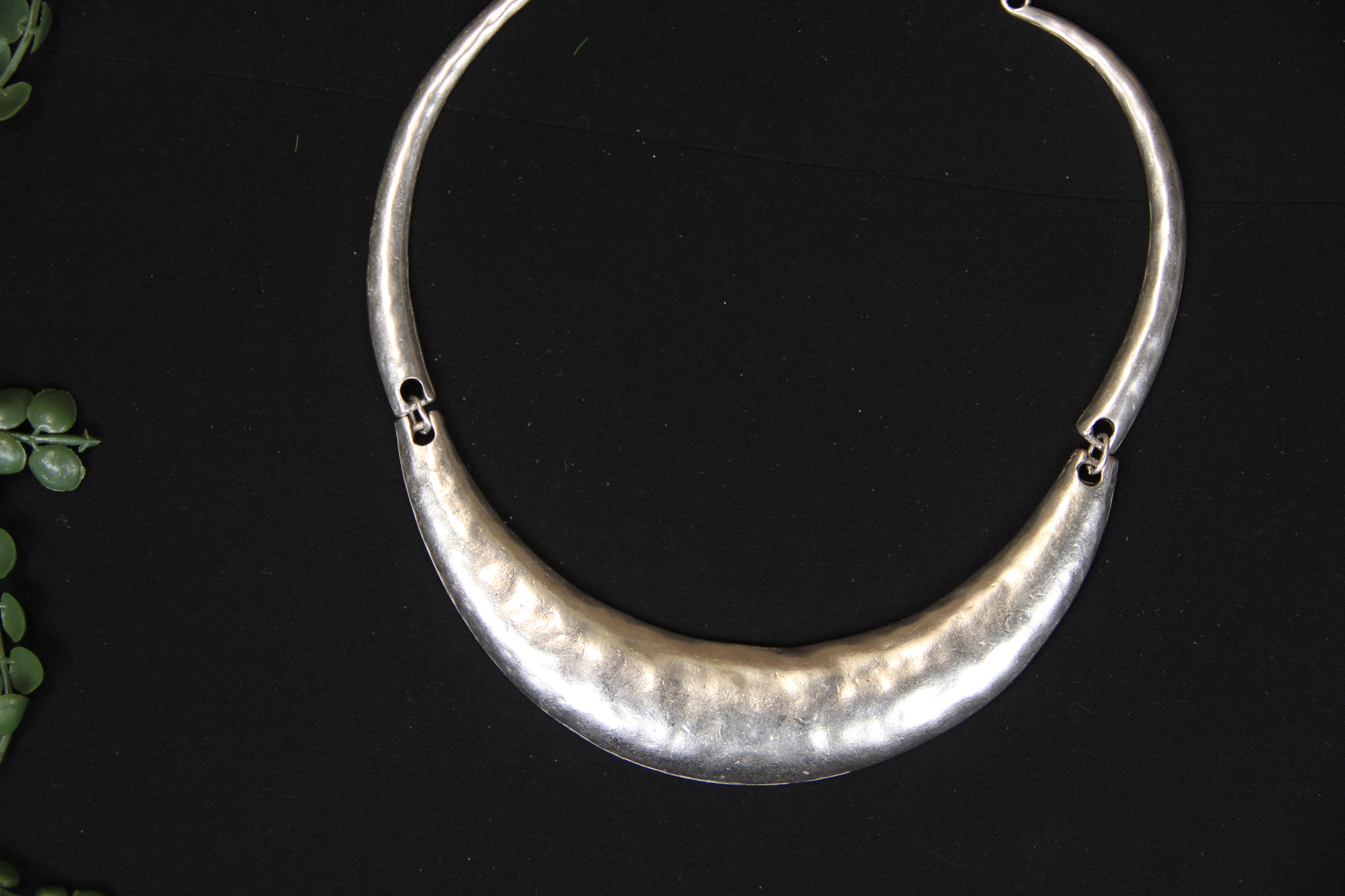Silver Choker Thick Metal Bold Statement Necklace Chic Style for Jewelry Lover
