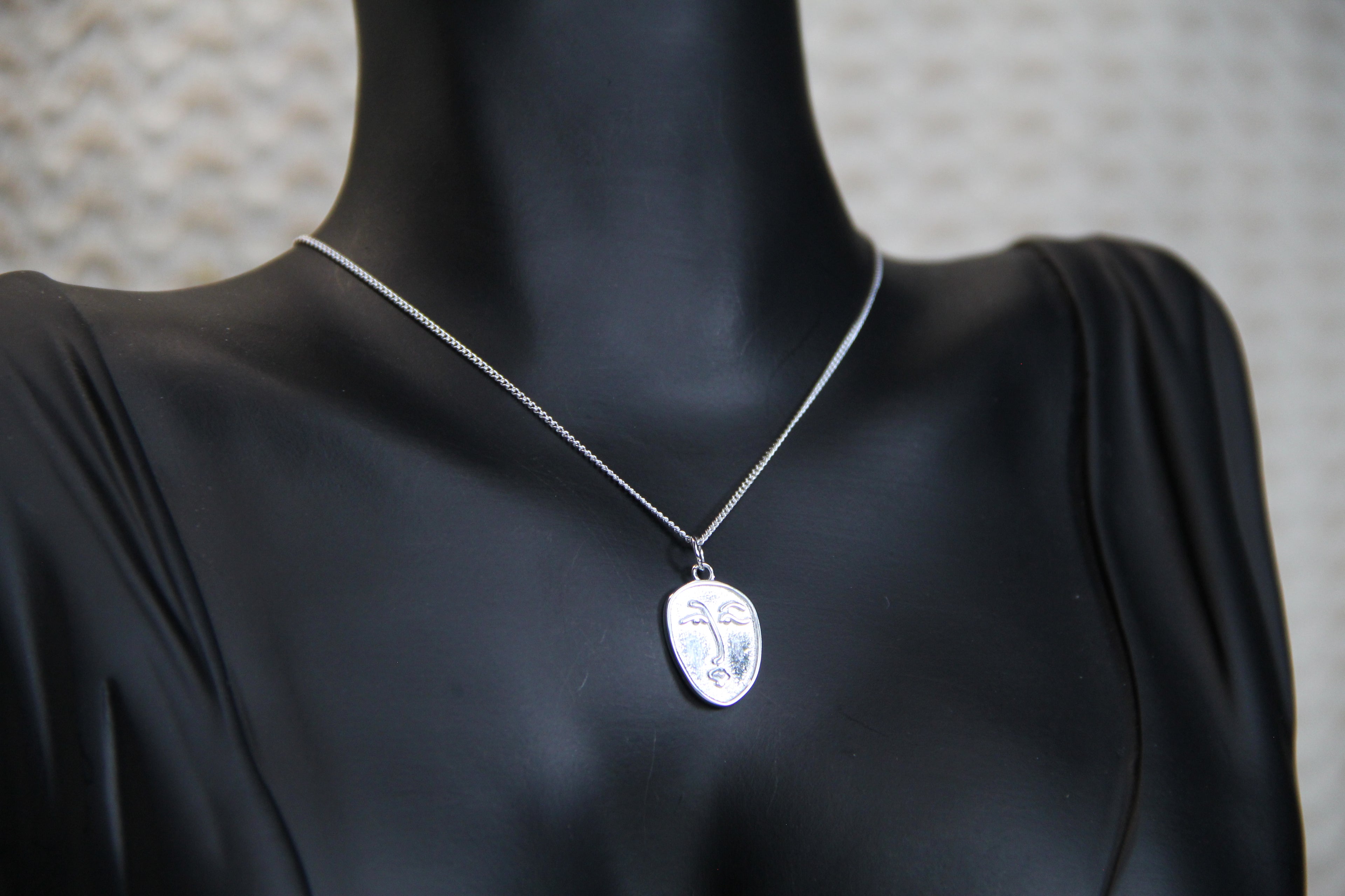 925 Sterling Silver Abstract Face Necklace