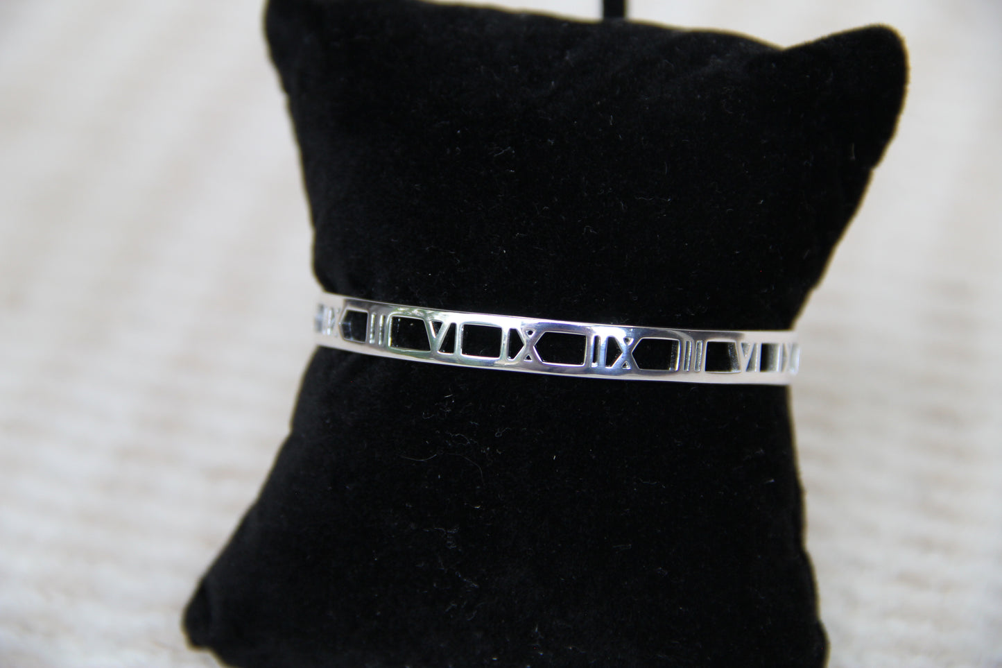 925 Sterling Silver Roman numeral Wristband Cuff Minimalist Jewelry