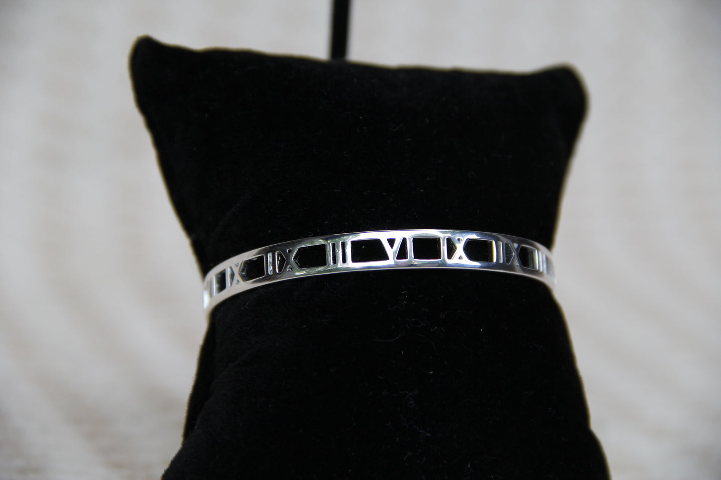 925 Sterling Silver Roman numeral Wristband Cuff Minimalist Jewelry