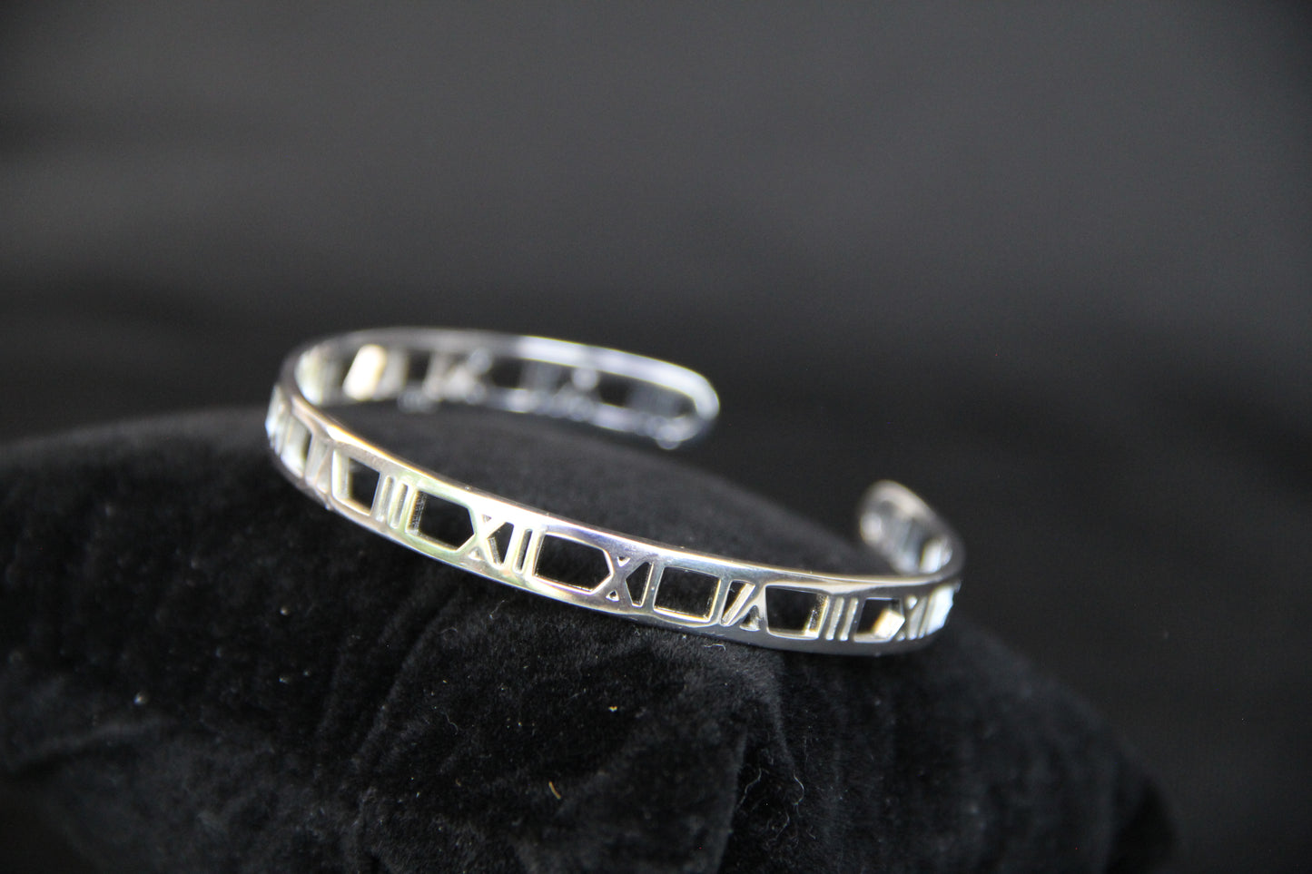 925 Sterling Silver Roman numeral Wristband Cuff Minimalist Jewelry
