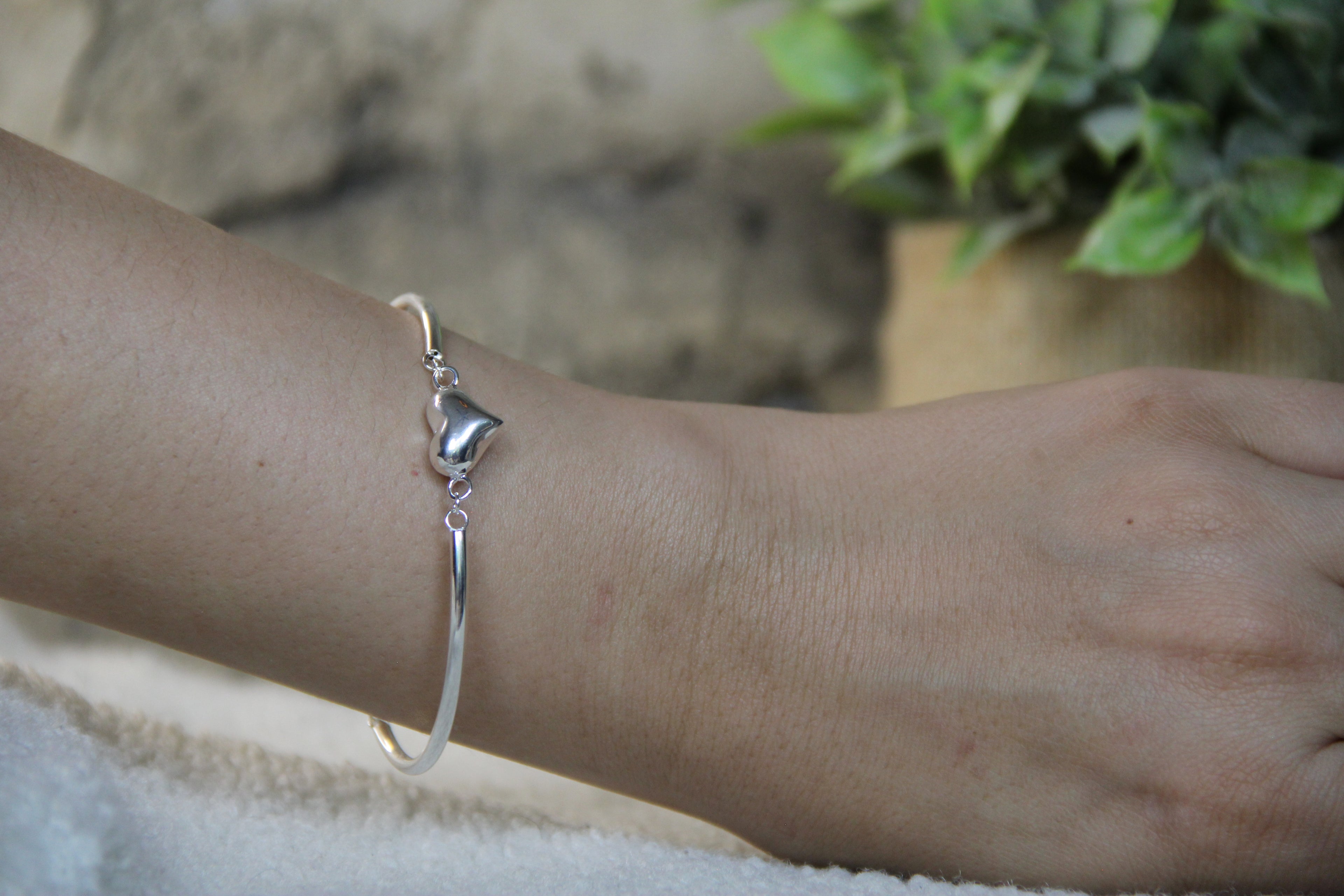 925 Sterling Silver Heart Cuff Style Adjustable Bracelet
