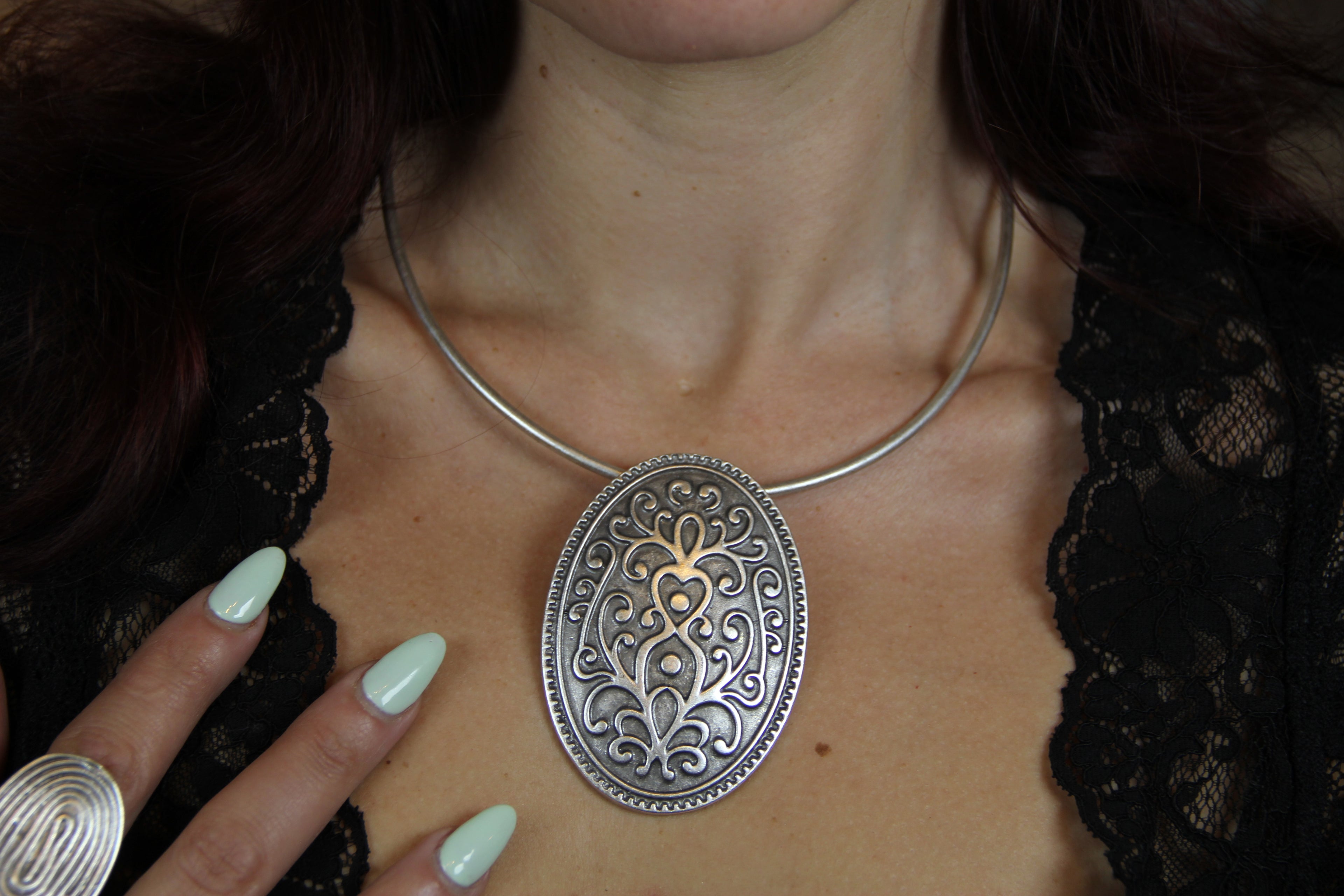 Unique Western Boho Metal Pendant Necklace – Bold Statement Jewelry for Everyday or Special Occasions