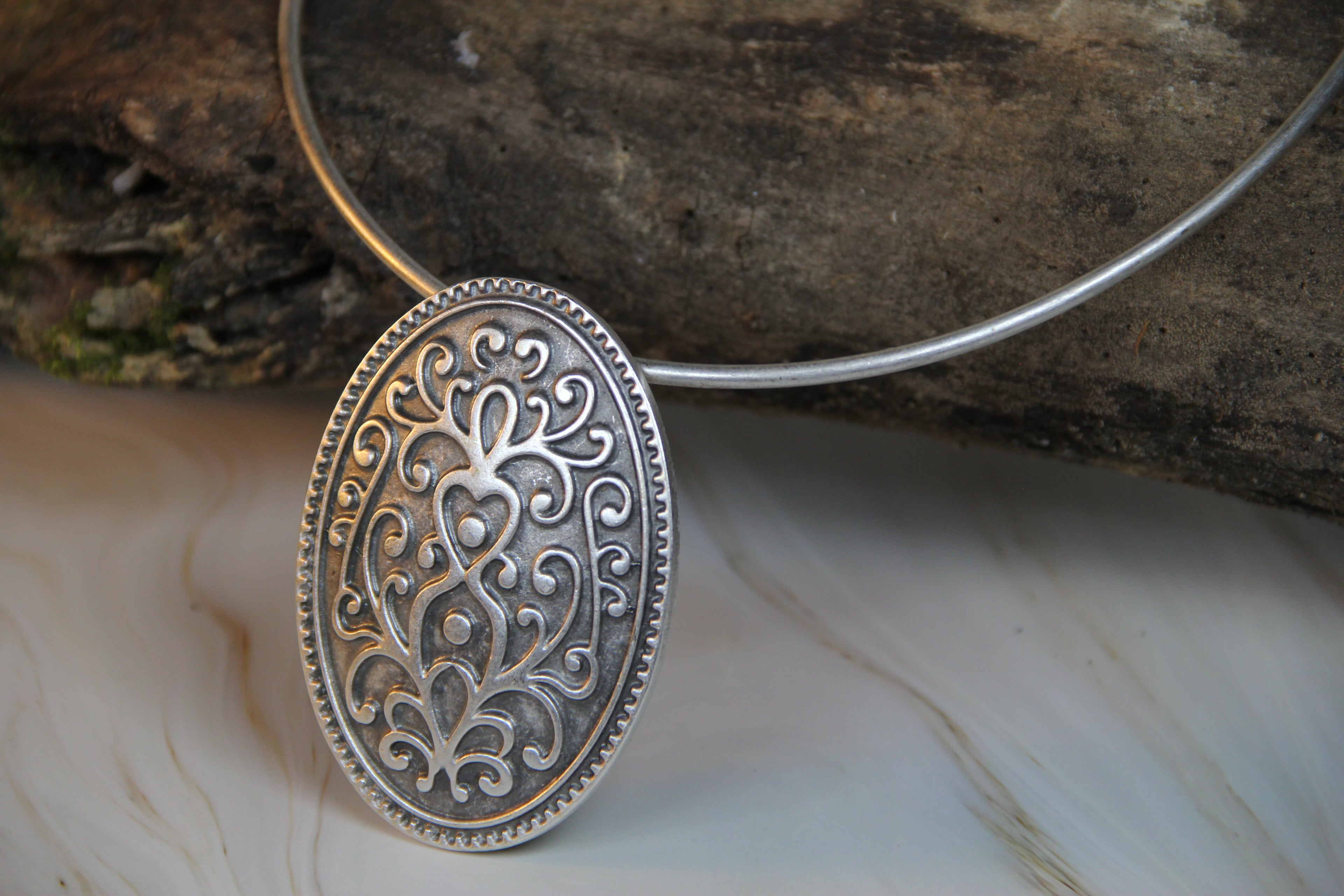 Unique Western Boho Metal Pendant Necklace – Bold Statement Jewelry for Everyday or Special Occasions