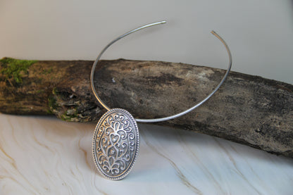 Unique Western Boho Metal Pendant Necklace – Bold Statement Jewelry for Everyday or Special Occasions
