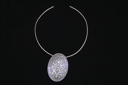 Unique Western Boho Metal Pendant Necklace – Bold Statement Jewelry for Everyday or Special Occasions