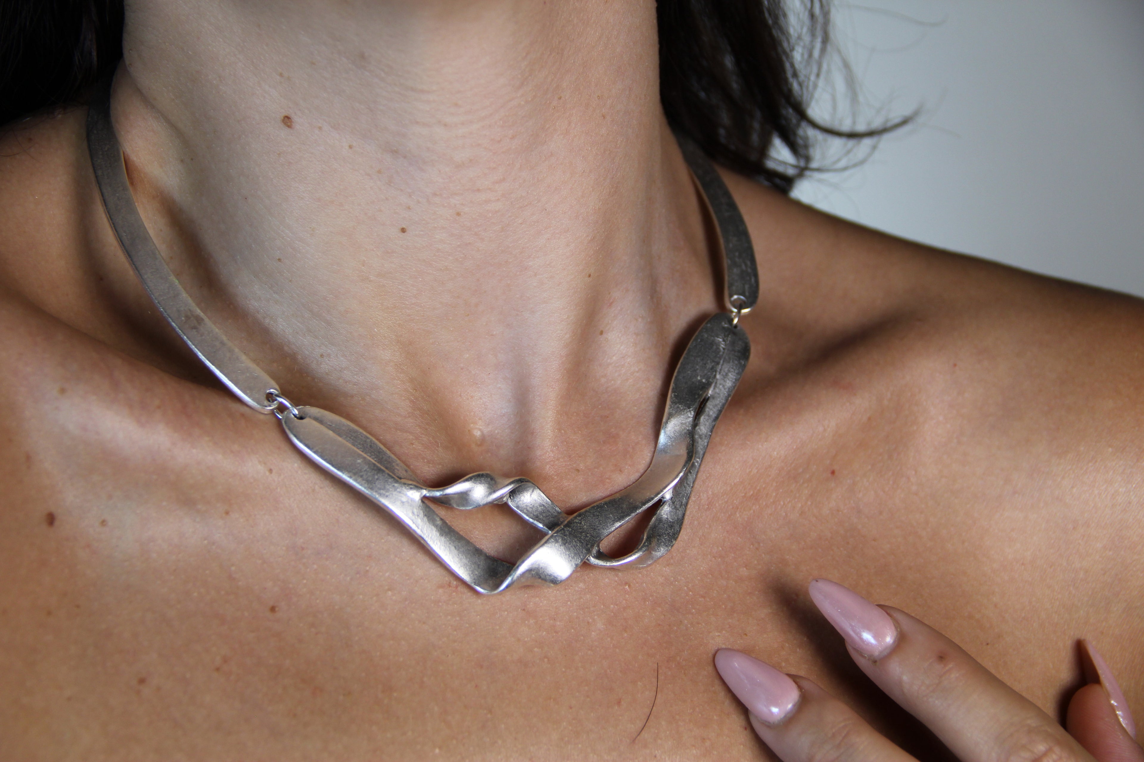 Silver Choker Twisted Metal Bold Statement Necklace Chic Style for Jewelry Lover