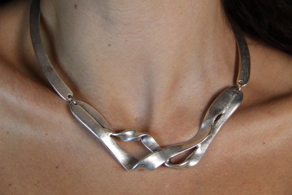 Silver Choker Twisted Metal Bold Statement Necklace Chic Style for Jewelry Lover