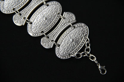 Ethnic Flower Silver Bracelet – Bold Engraved Statement Jewelry Unique Boho Chic Style