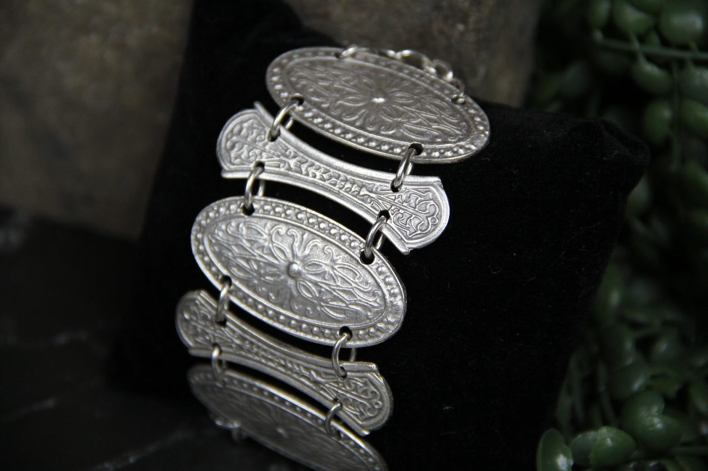 Ethnic Flower Silver Bracelet – Bold Engraved Statement Jewelry Unique Boho Chic Style