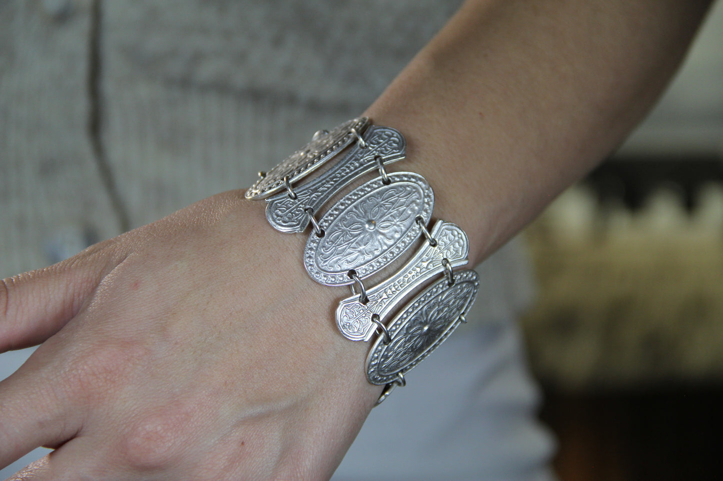 Ethnic Flower Silver Bracelet – Bold Engraved Statement Jewelry Unique Boho Chic Style