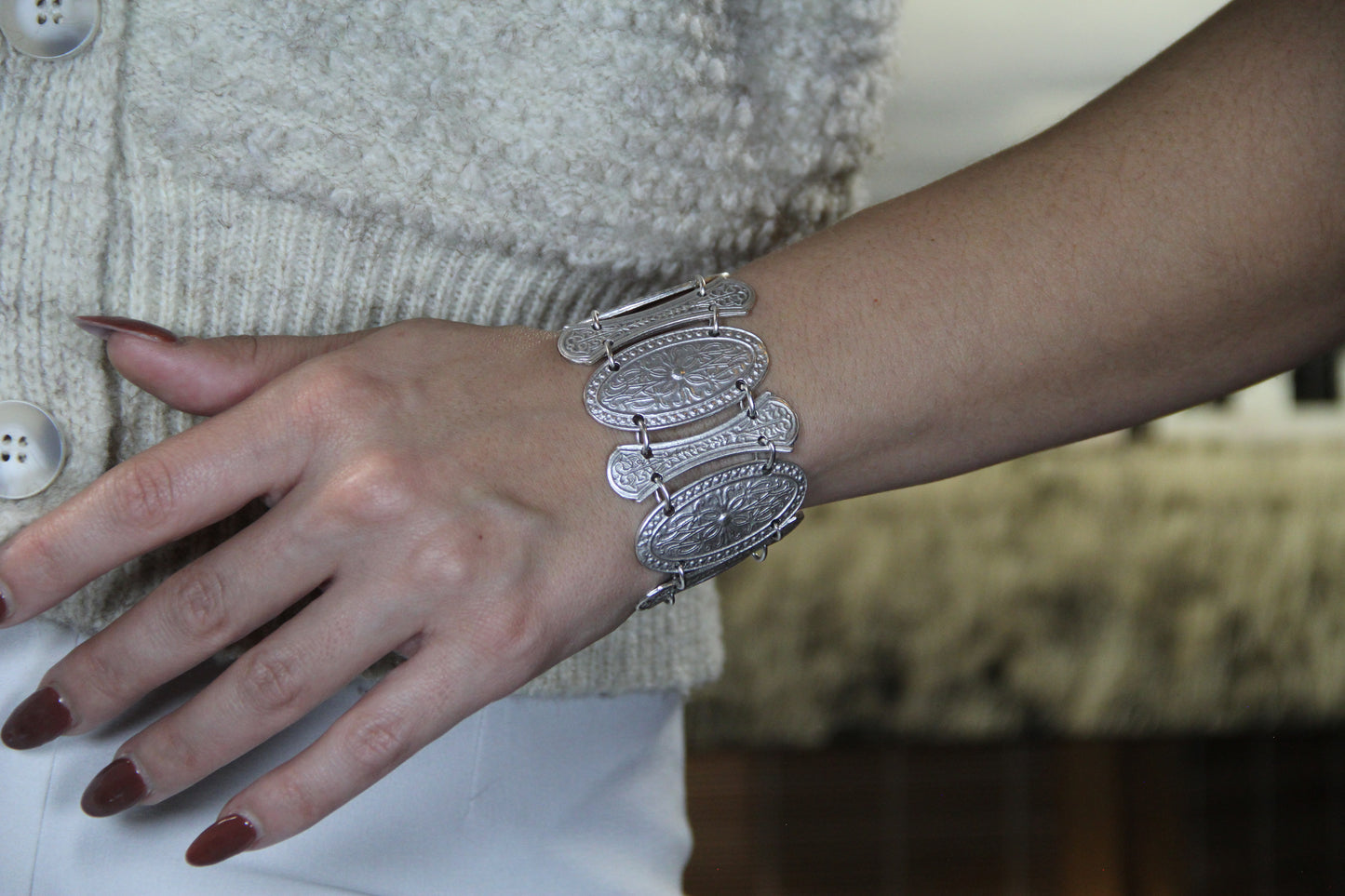 Ethnic Flower Silver Bracelet – Bold Engraved Statement Jewelry Unique Boho Chic Style