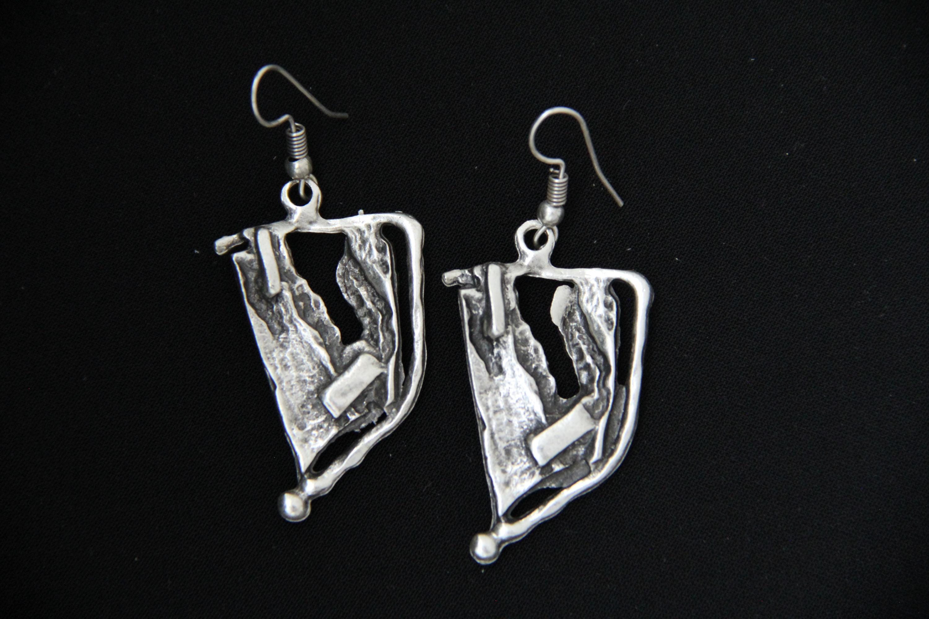 Triangle Handmade Silver Chinky Earring