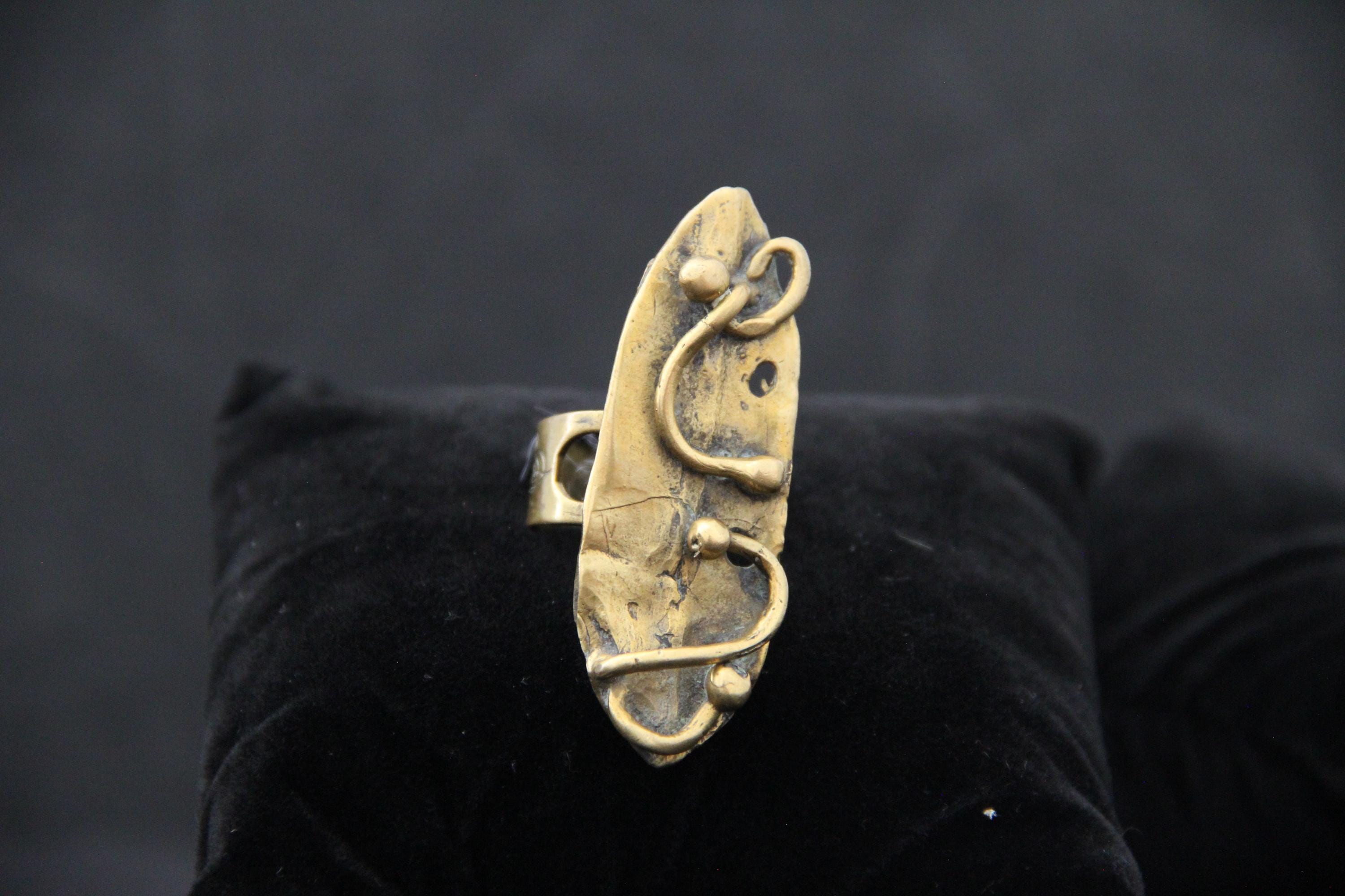 Adjustable Point Finger Adjustable Bronze Ring