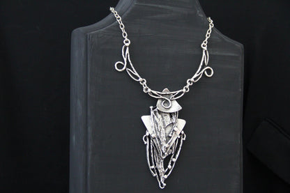 Edgy Chunky Silver Triangle Statement Necklace – Geometric Gothic Choker Pendant, Festival &amp; Cosplay Jewelry