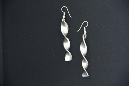 Dangle Twisted Silver Earring