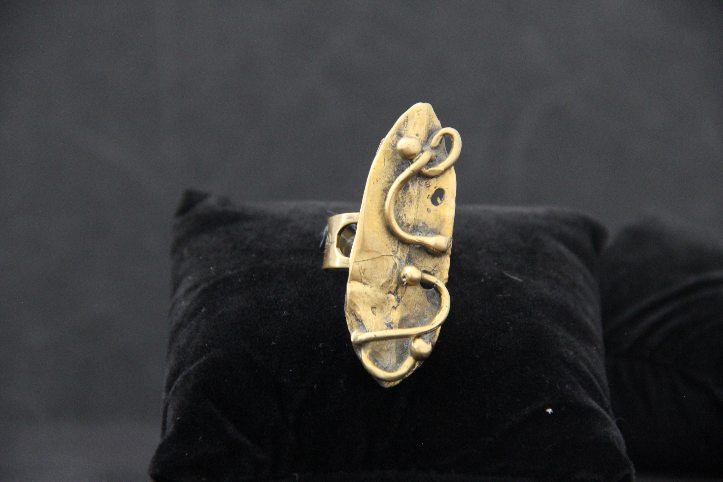 Adjustable Point Finger Adjustable Bronze Ring