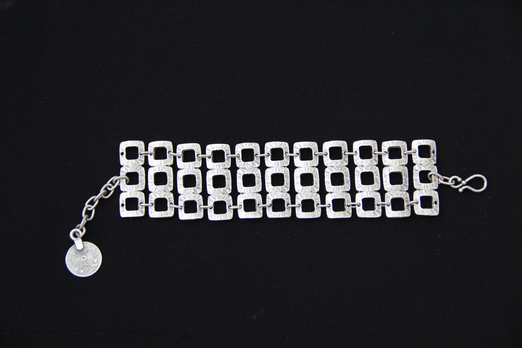 Adjustable silver handmade bracelet