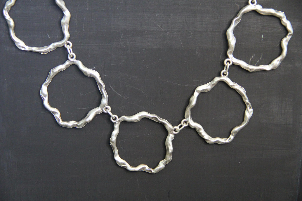 Minimalist Handmade Silver Circle Necklace – Chic Hoop Statement Jewelry, Perfect Gift for Friend, Night Out Accessory