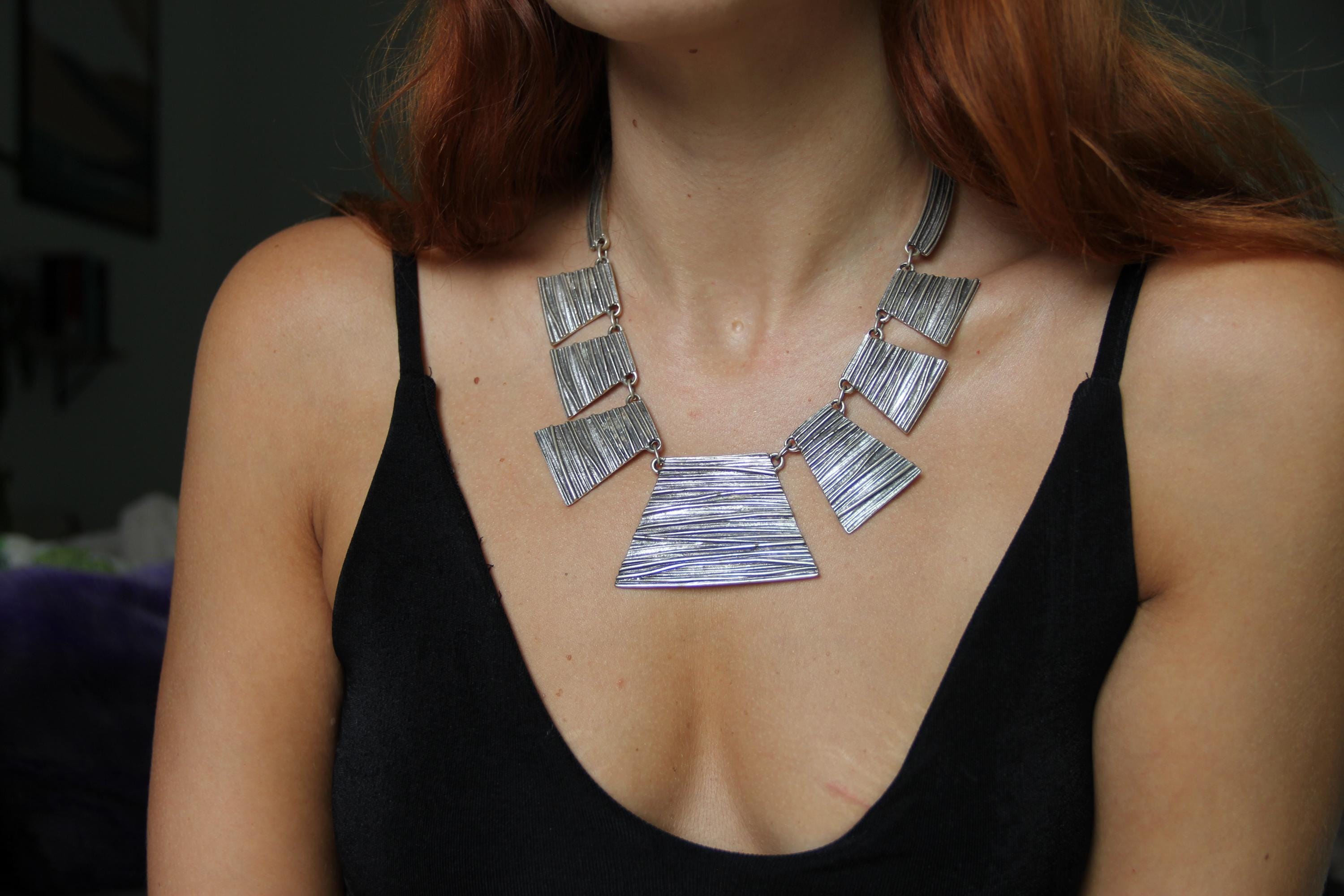 Chunky Silver Bohemian Statement Choker Necklace for Women – Western Style Geometric Ethnic Jewelry, Night Out Accessory Idea