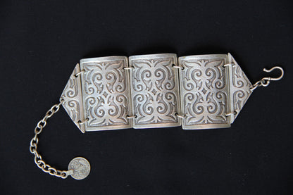 Adjustable Silver Engraved Ethnic Design Bracelet