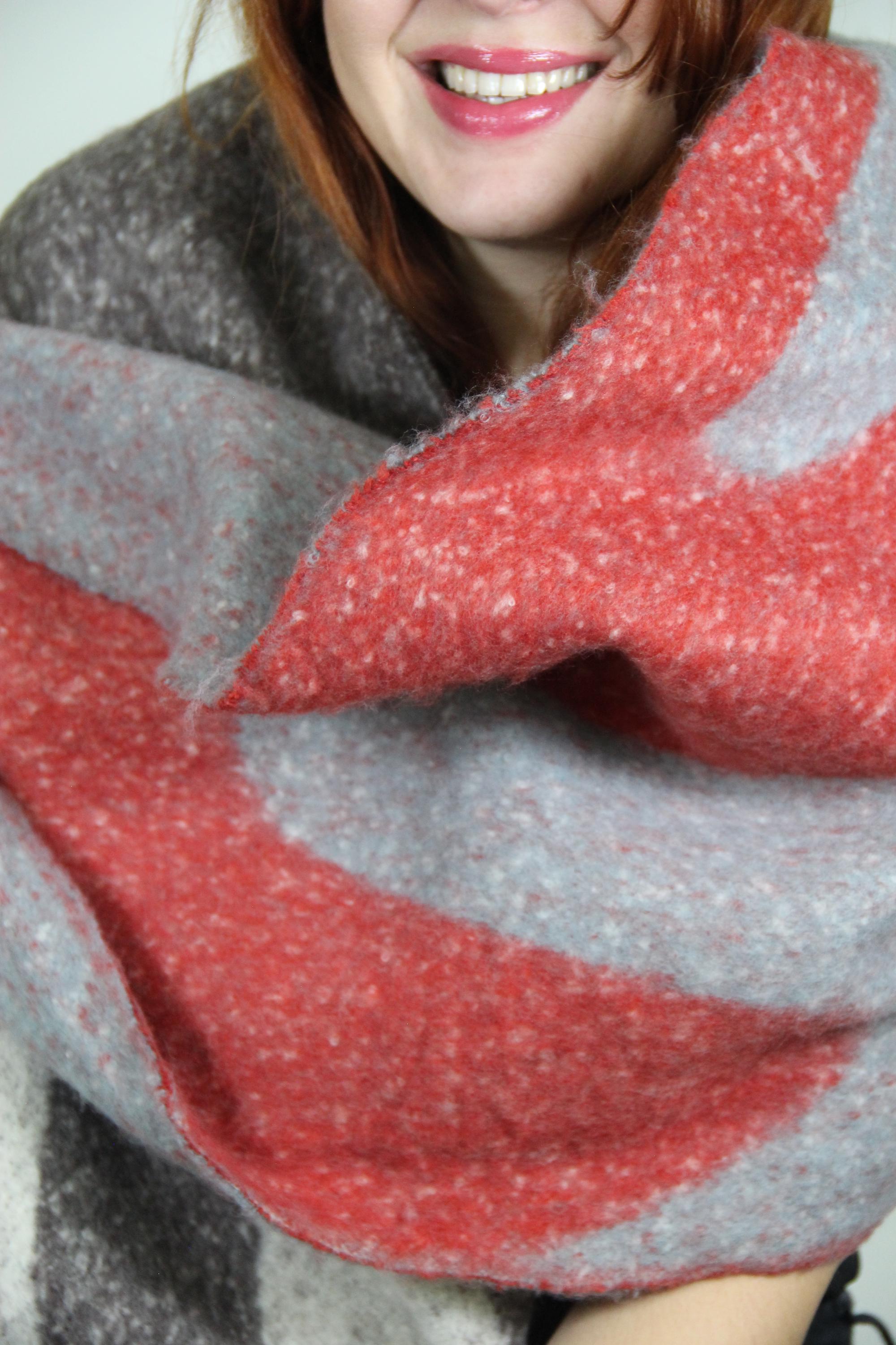 Color Block Red Large Chic Style Blanket Scarf