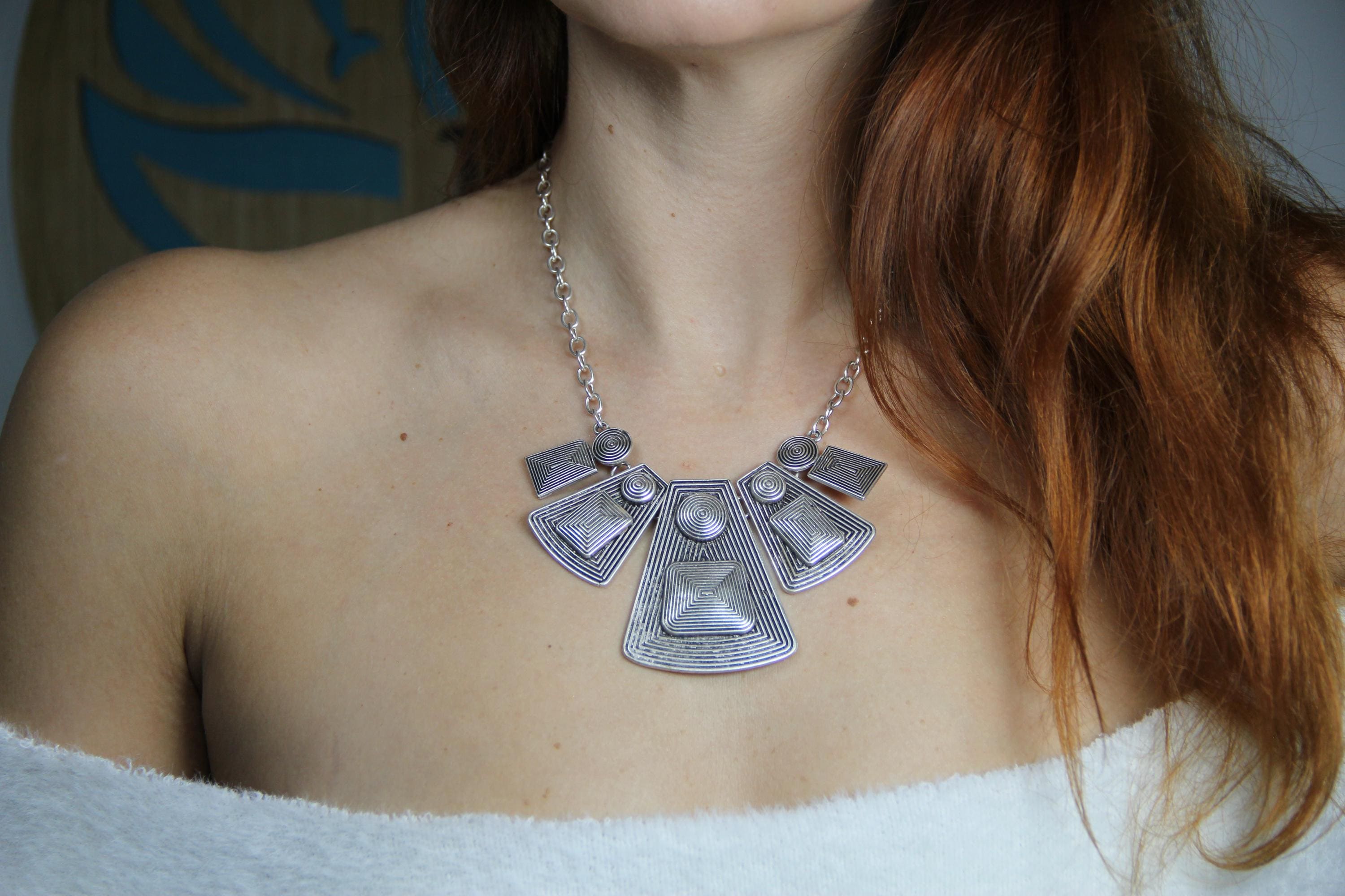 Silver Geometrical Engraved Pendant Necklace – Handmade Statement Jewelry for Women, Unique Gift Idea