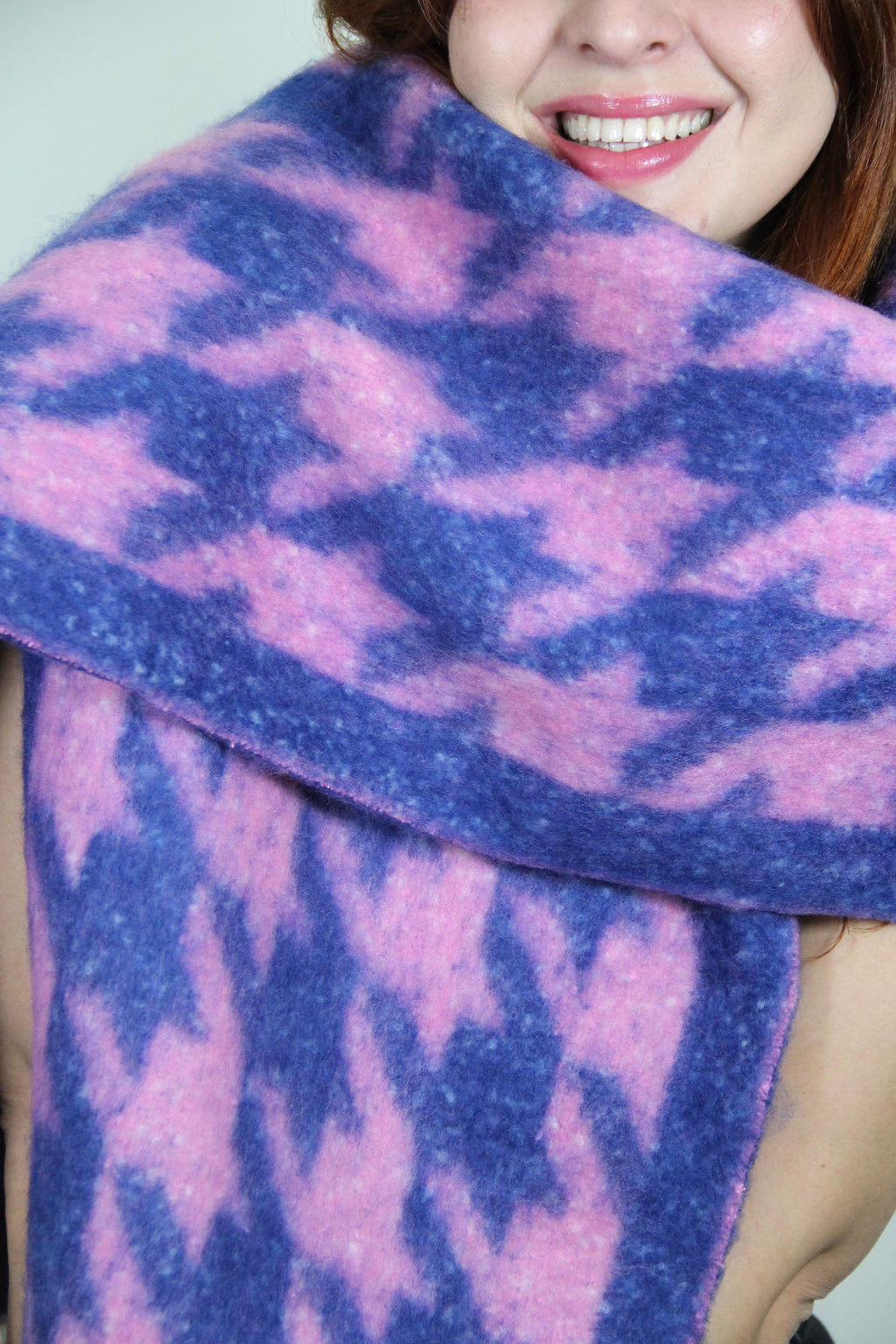 Bold Pink Navy Houndstooth Pattern Large Blanket Scarf