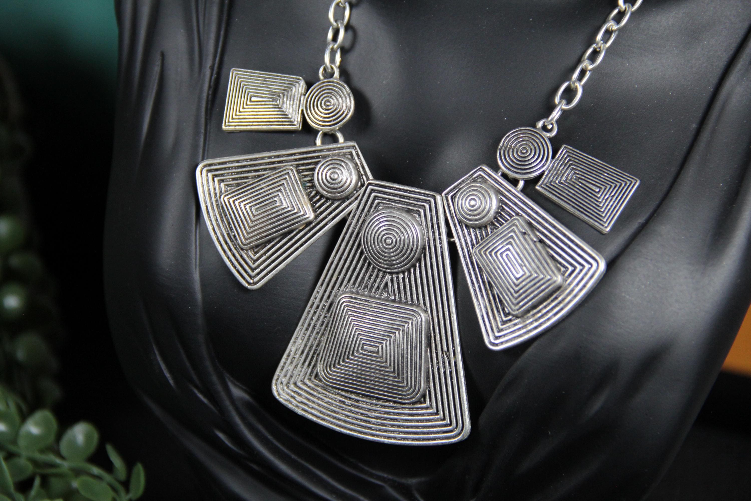 Silver Geometrical Engraved Pendant Necklace – Handmade Statement Jewelry for Women, Unique Gift Idea