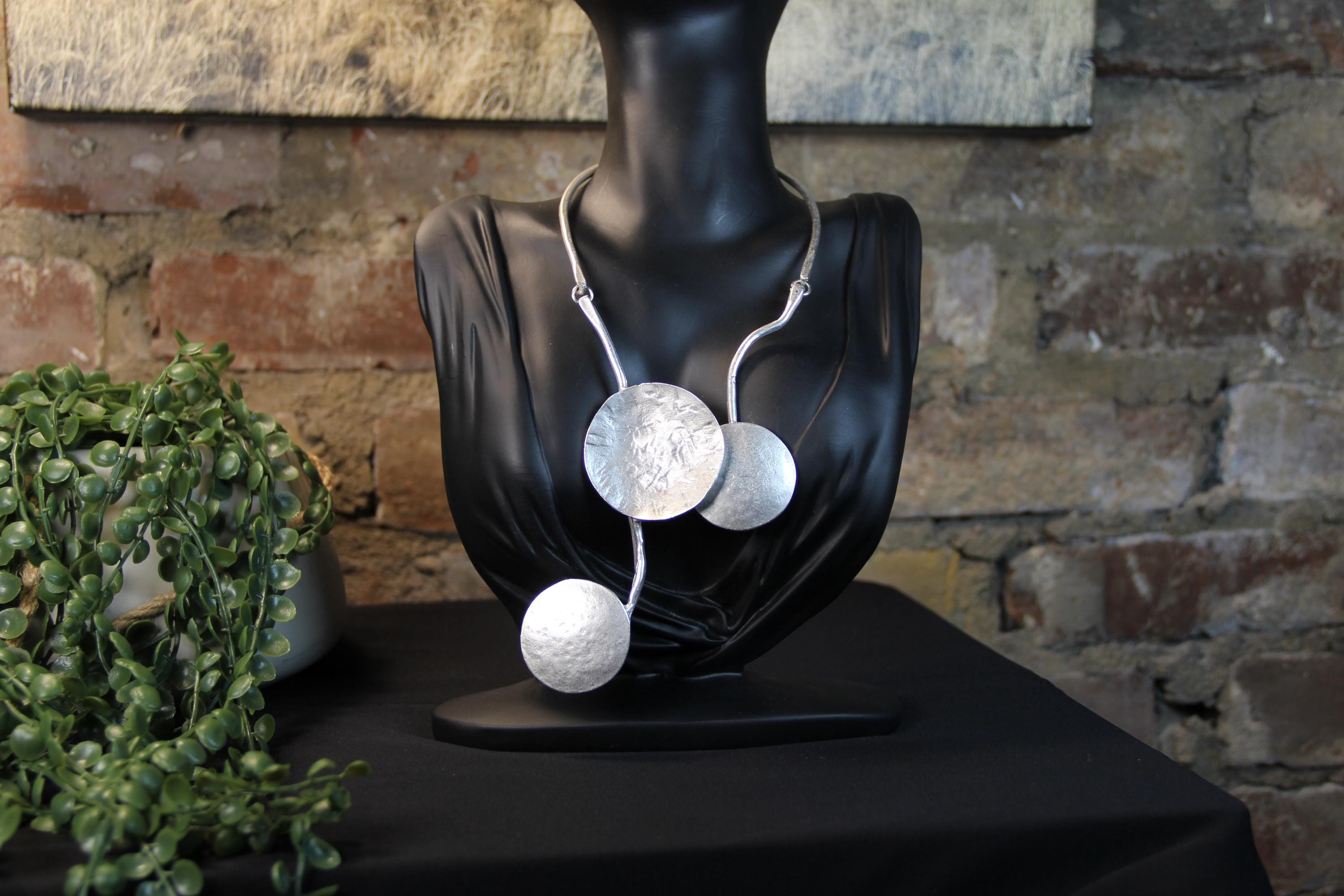 Large Silver Circle Pendant Necklace – Chic Statement Choker Jewelry, Gift for Stylish Women